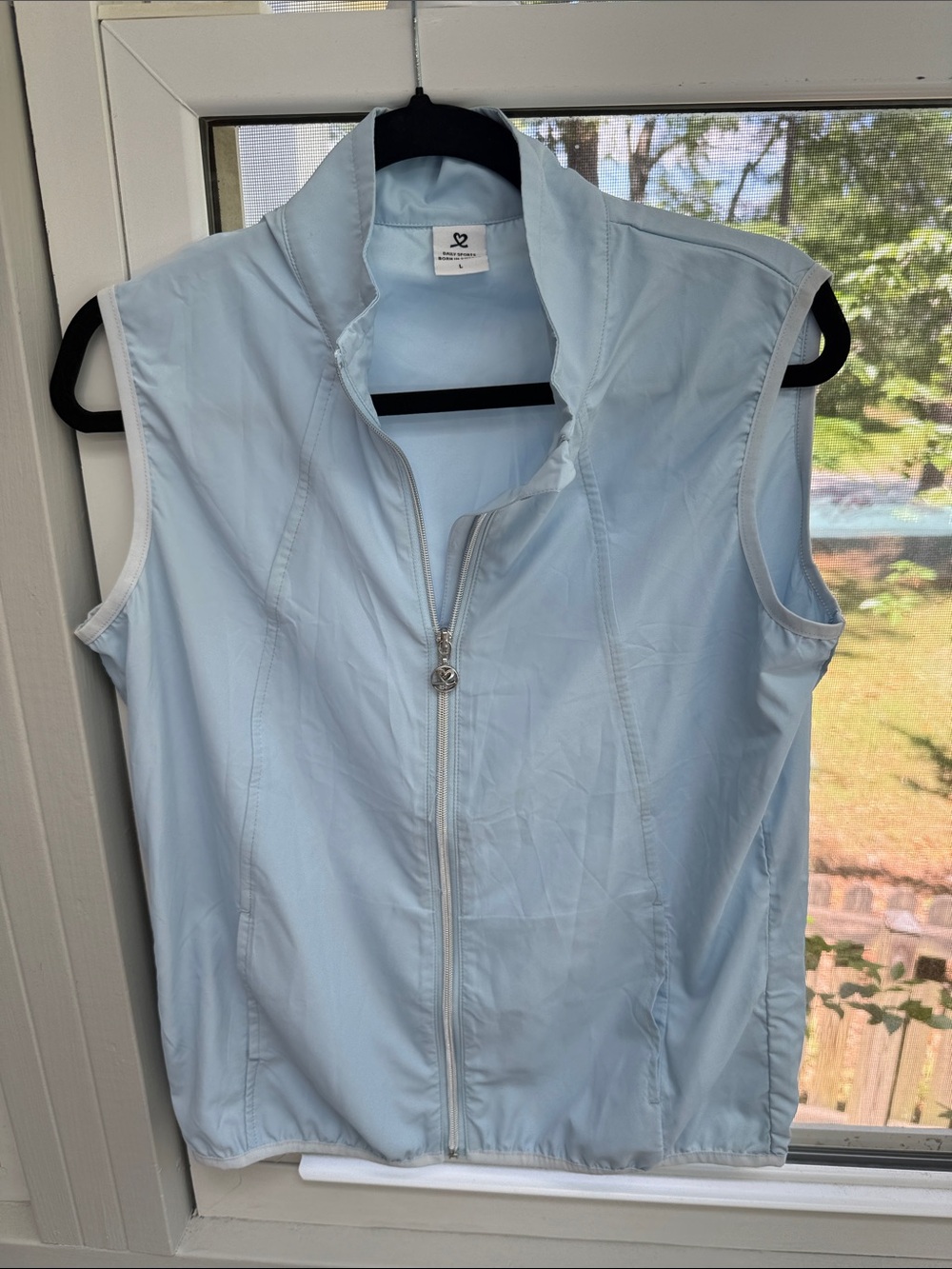 Daily Sports Light Blue Sleeveless Zip-Front Tank Top Sz. L